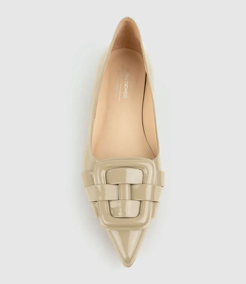 DESTRAFLAT Pointed Ballet with Buckle in Taupe Patent
