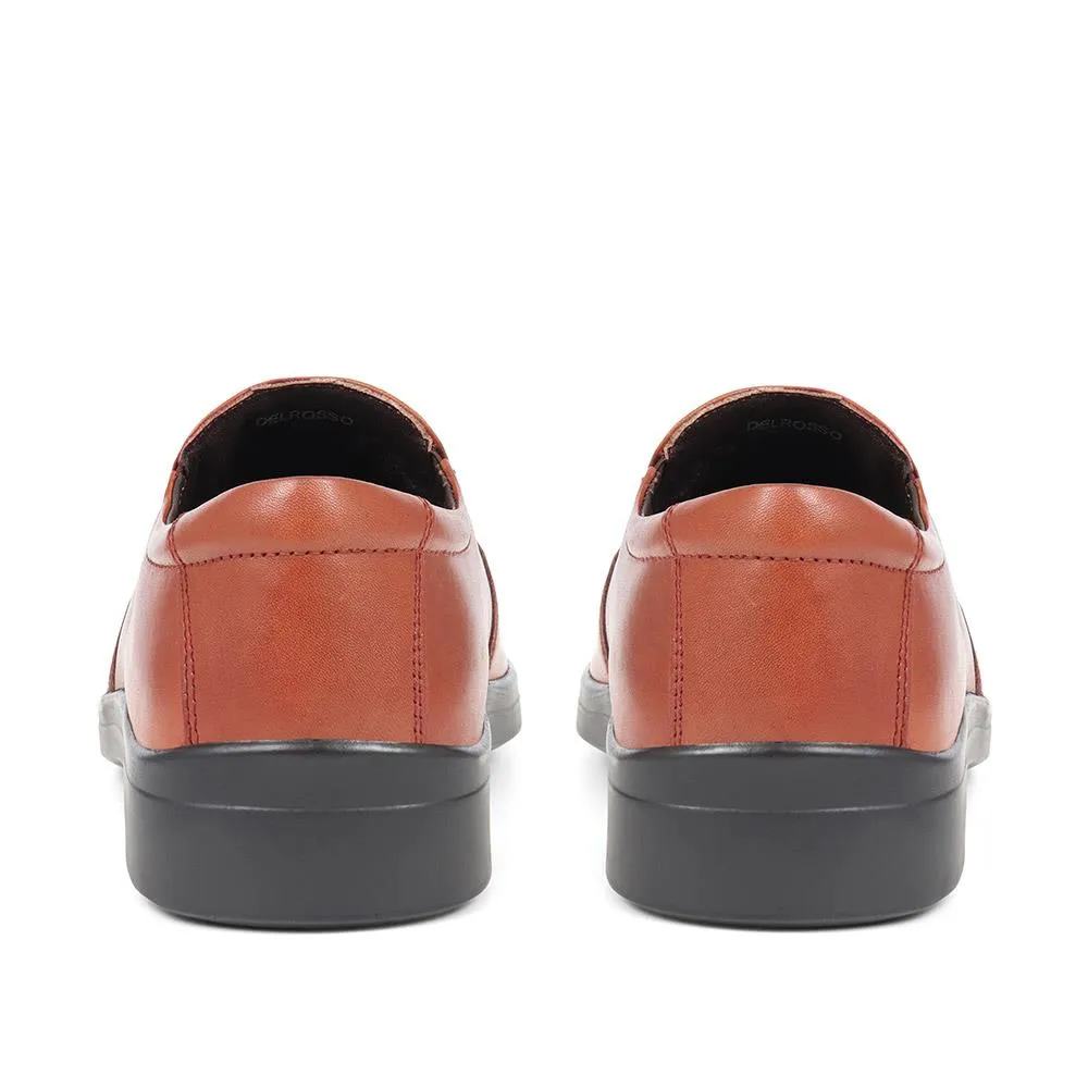 Extra Wide Fit Smart Leather Slip-Ons - DELROSSO / 324 141