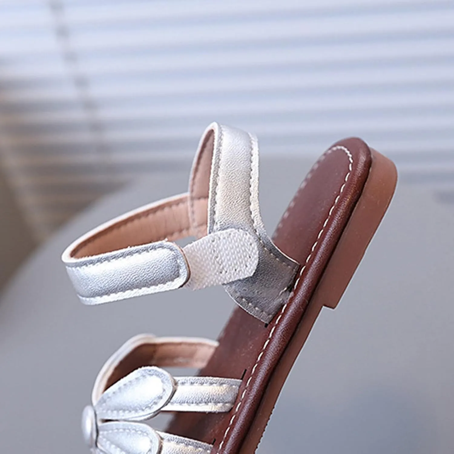 Girls' Flower Sandals, Breathable Leather Children's Toe-closing Sandals, Soft Rubber -slip Summer Shoes