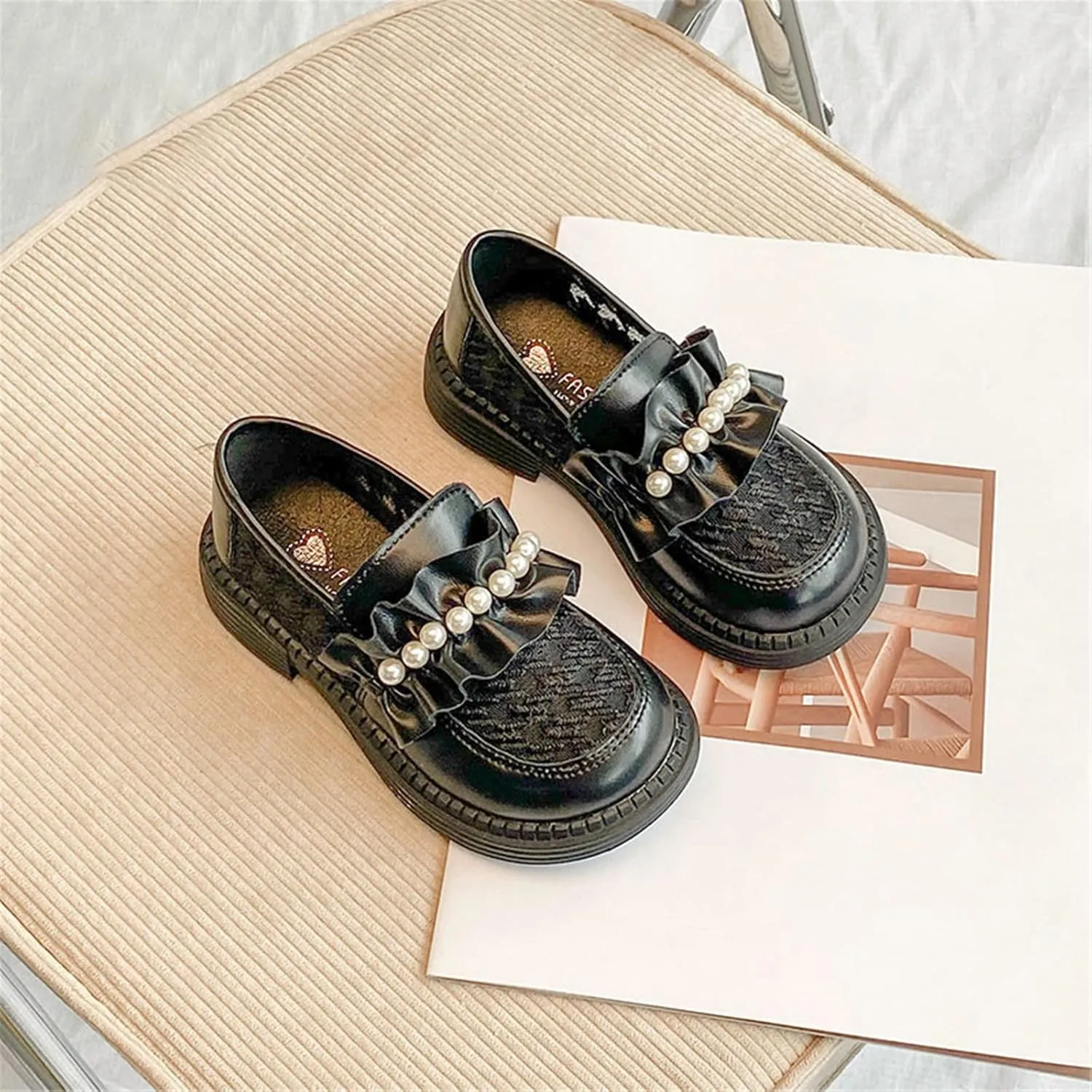 Girls School niform Loafer Flats Kids Leather Dress Shoes Pearl Mary Jane Slip On Platform Round Toe Dress Shoes