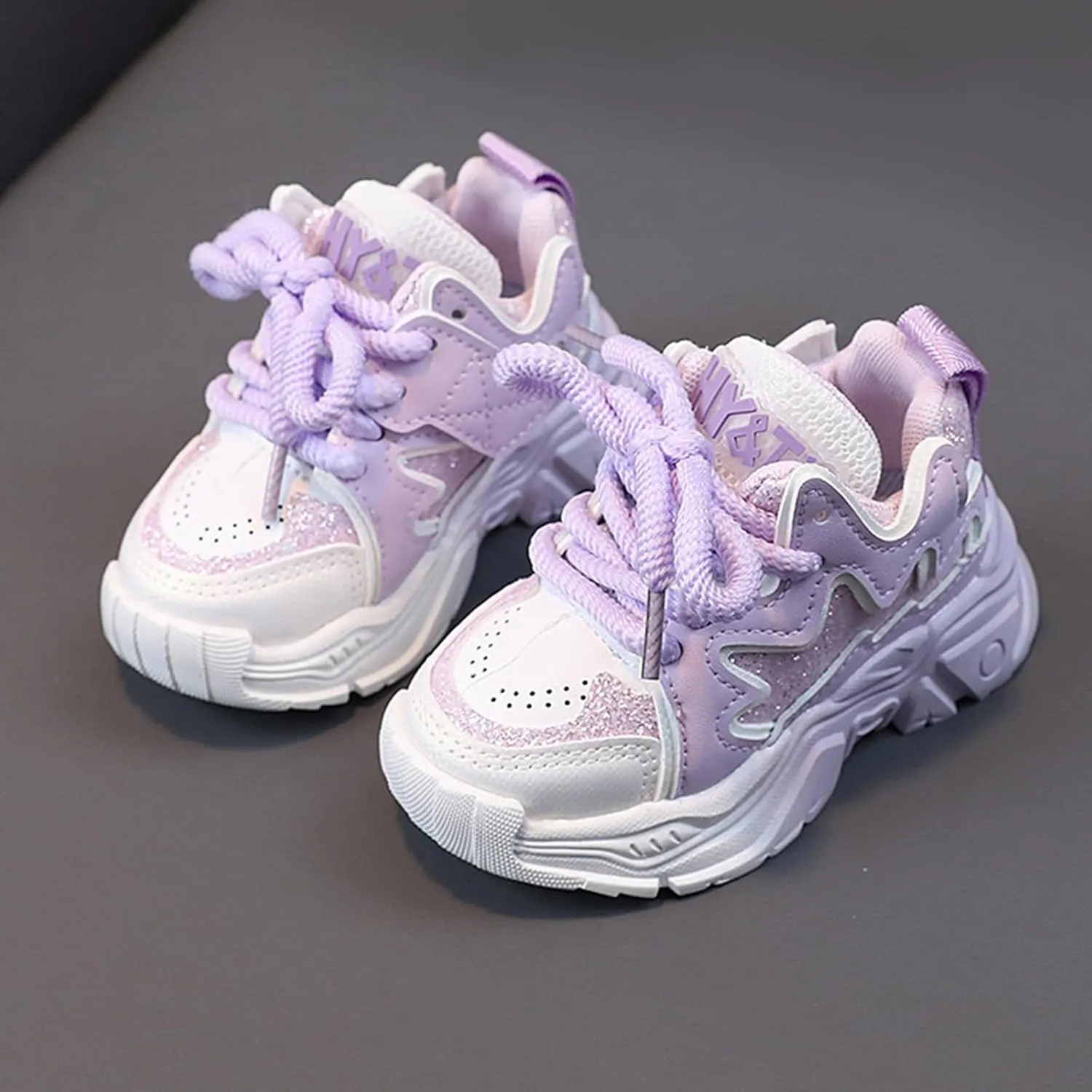 Kids Girls Tennis Shoes Lightweight Breathable Running Athletic Sneakers Comfortable Casual Light up Toddler Girls Shoes