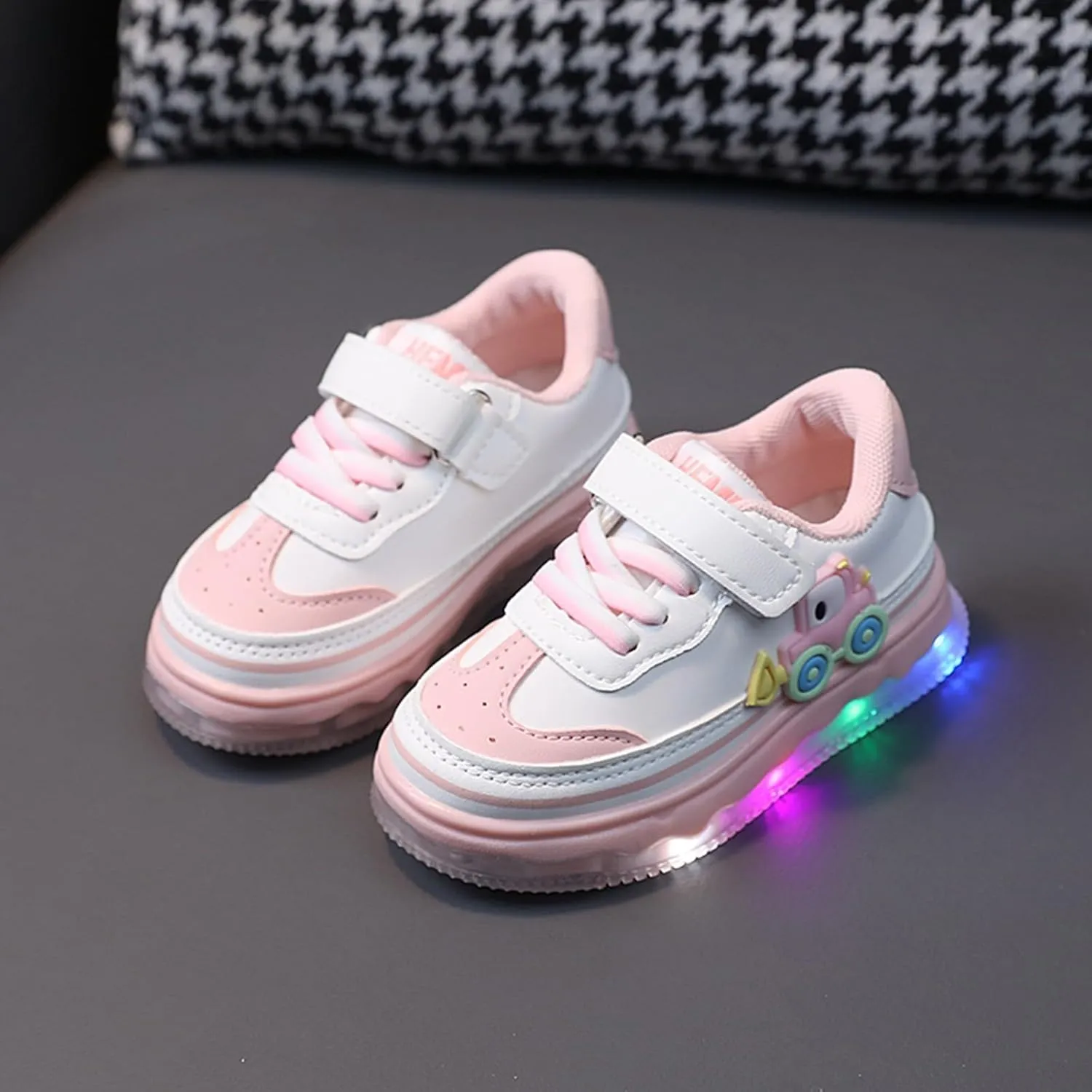 Kids Light Up Flashing Sneaker Athletic Running Shoes Lace-Up Slip-on Sneakers for Boy Girl Outdoor Kids Canvas Shoes