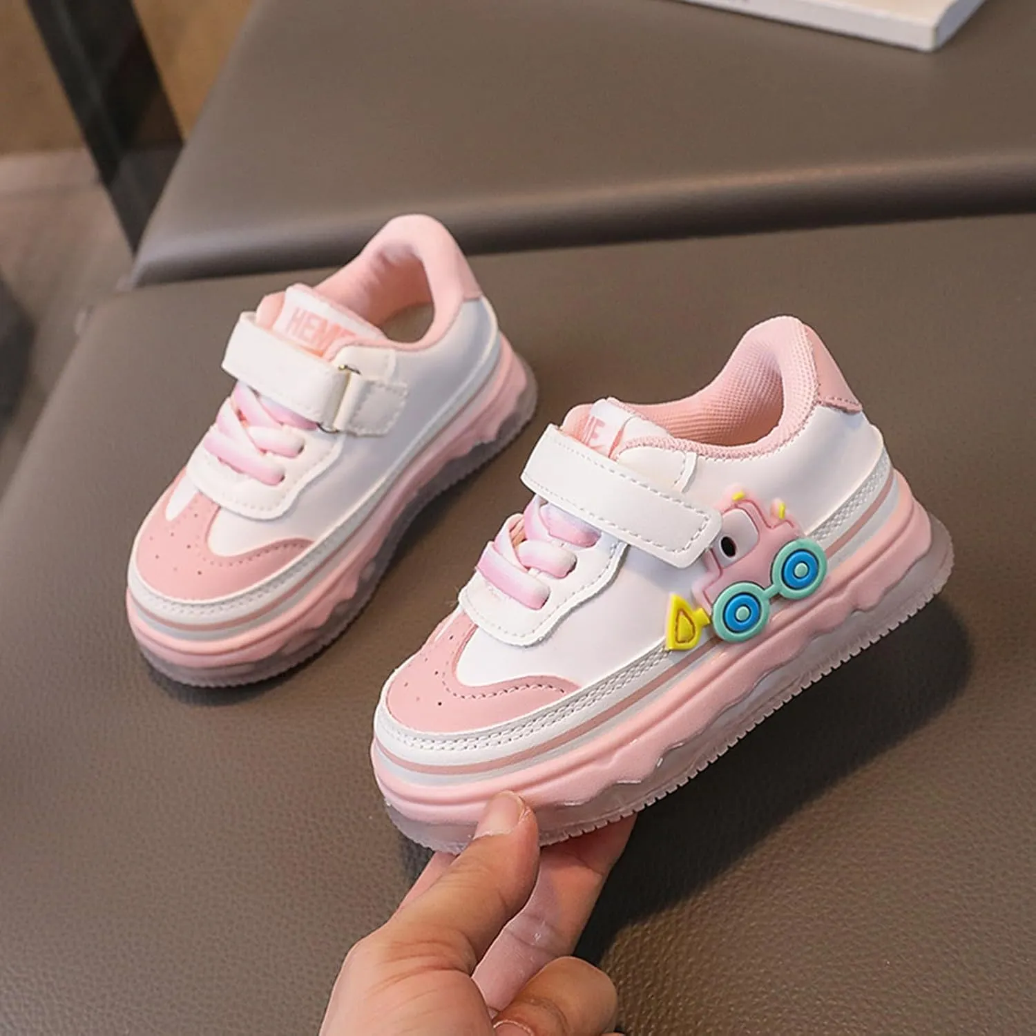 Kids Light Up Flashing Sneaker Athletic Running Shoes Lace-Up Slip-on Sneakers for Boy Girl Outdoor Kids Canvas Shoes