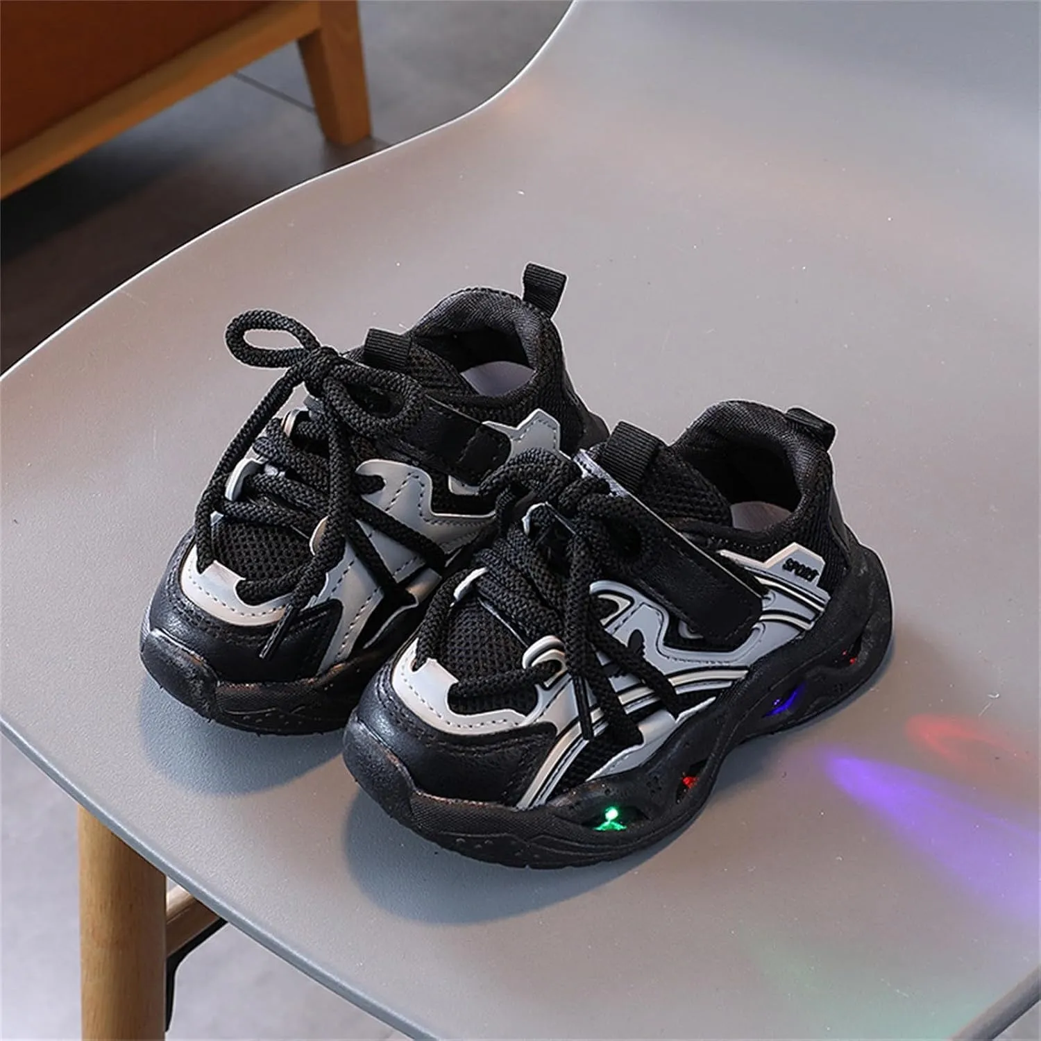LED Shoes for Toddler Girls Boys Kids Light up Lightweight Shoes Baby Casual Non Slip Luminous Flashing Shoes