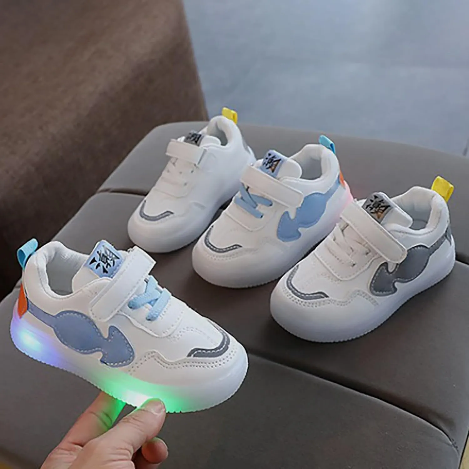 Light Up Shoes Toddler Slip On Lightweight Casual Sneaker Non-Slip Luminous Shoes Platform Walking Shoes