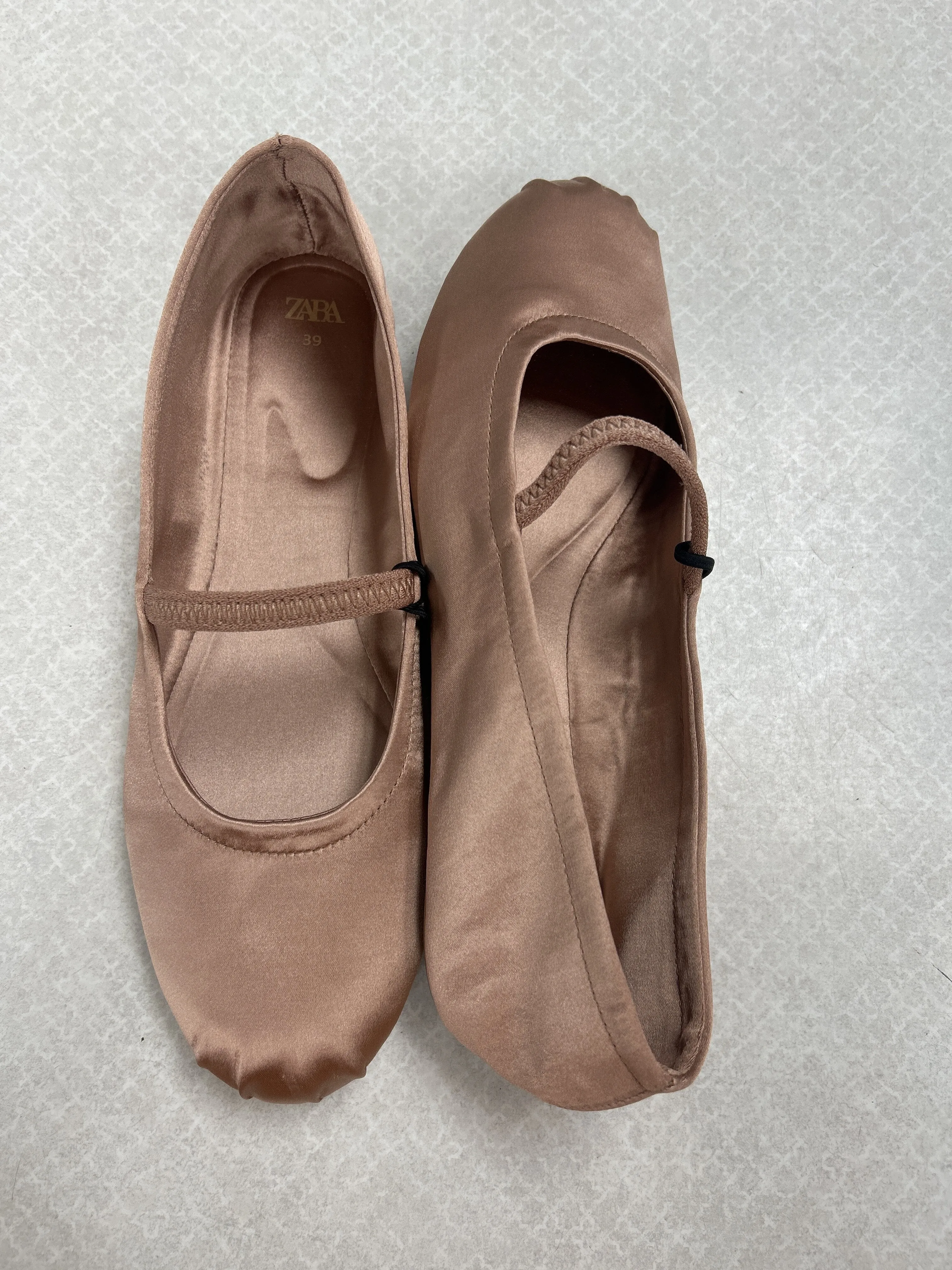 Shoes Flats By Zara  Size: 8