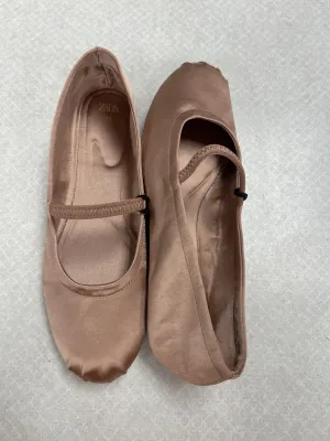 Shoes Flats By Zara  Size: 8