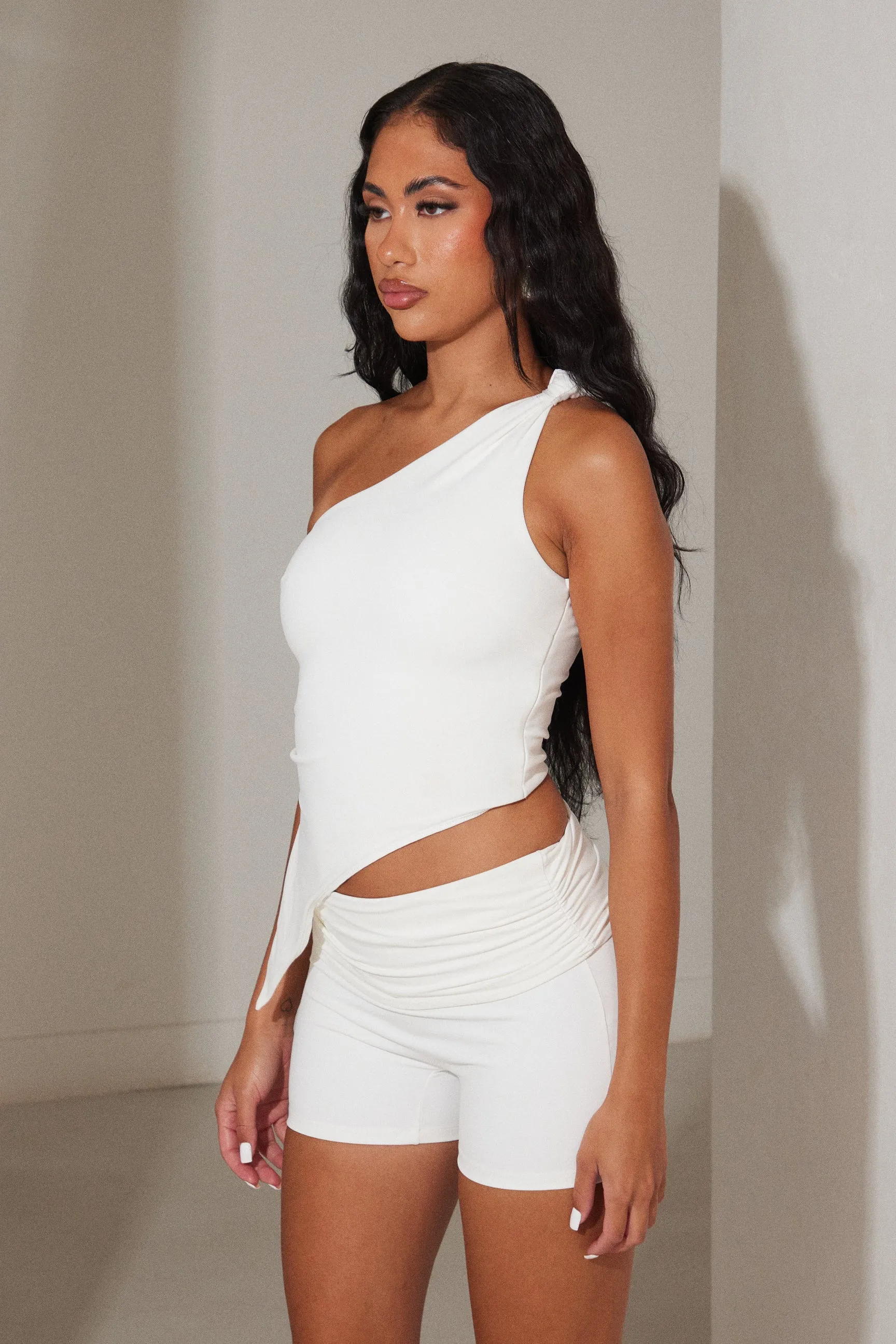 The foldover shorts - White