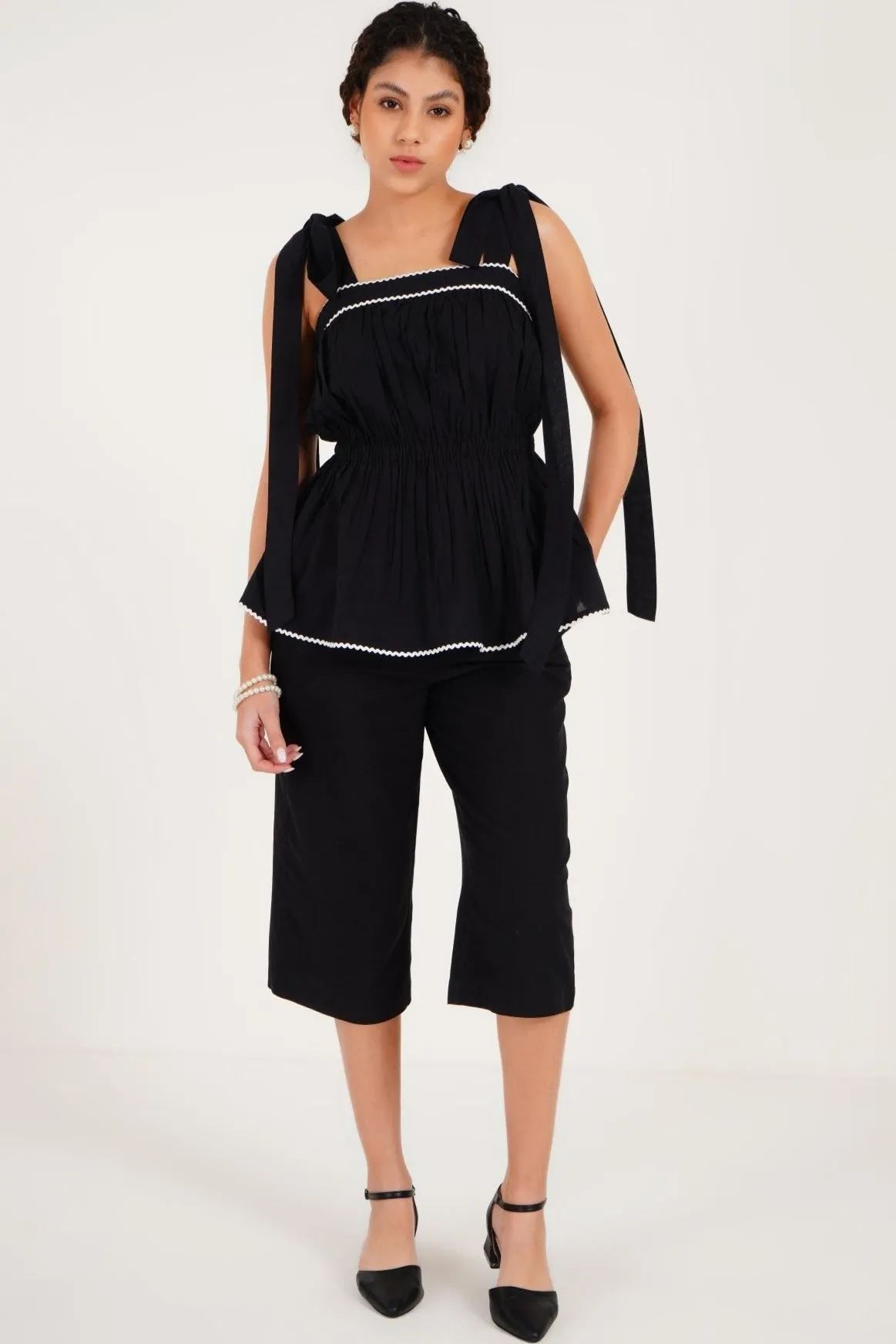 The Noir Top