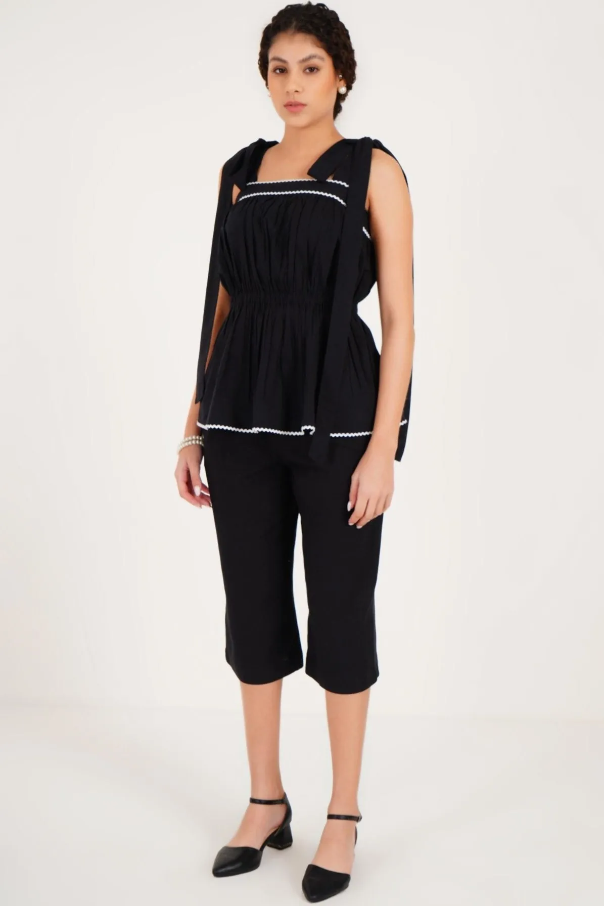 The Noir Top