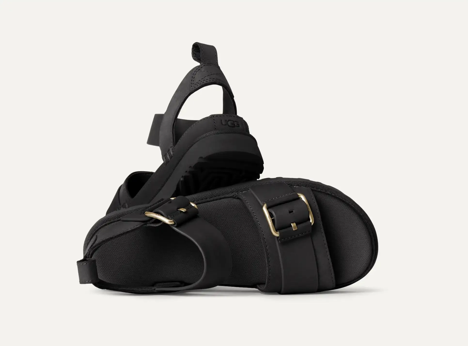Ugg: W Goldenstar Villa Sandal in Black